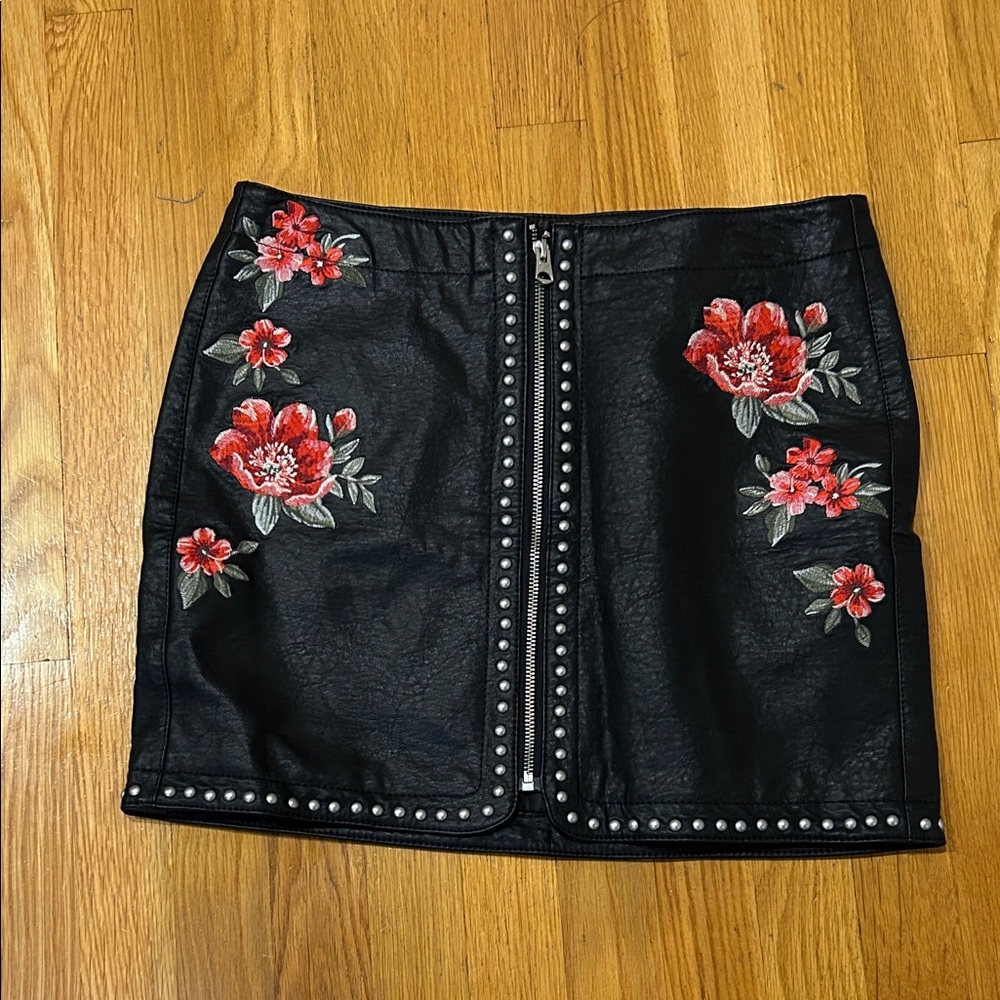American Eagle Outfitters Black Red Embellished Mini Skirt